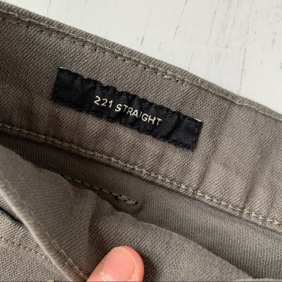Lucky Brand Straight 221 Gray Jeans Size 31/32 NWT - Picture 12 of 16